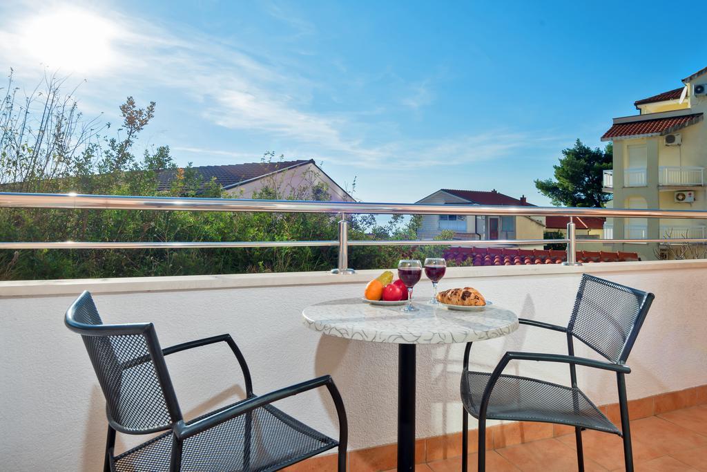 Apartments Vila Adrijana & Fitness Studio Wolf Башка-Вода Экстерьер фото