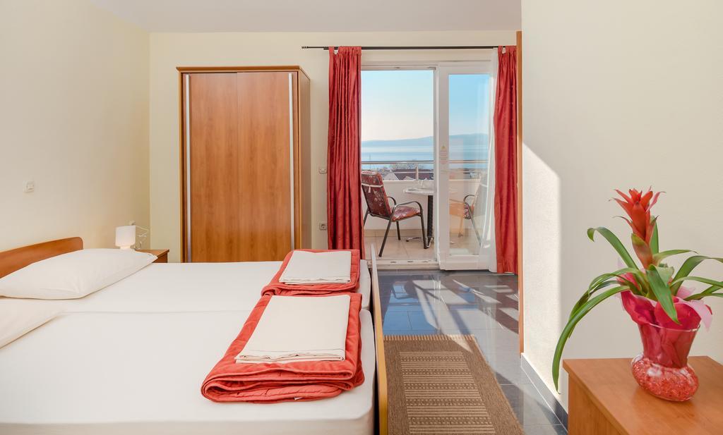 Apartments Vila Adrijana & Fitness Studio Wolf Башка-Вода Экстерьер фото