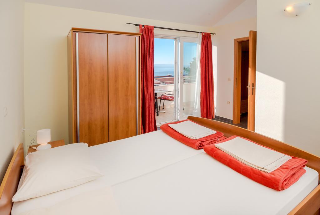 Apartments Vila Adrijana & Fitness Studio Wolf Башка-Вода Экстерьер фото