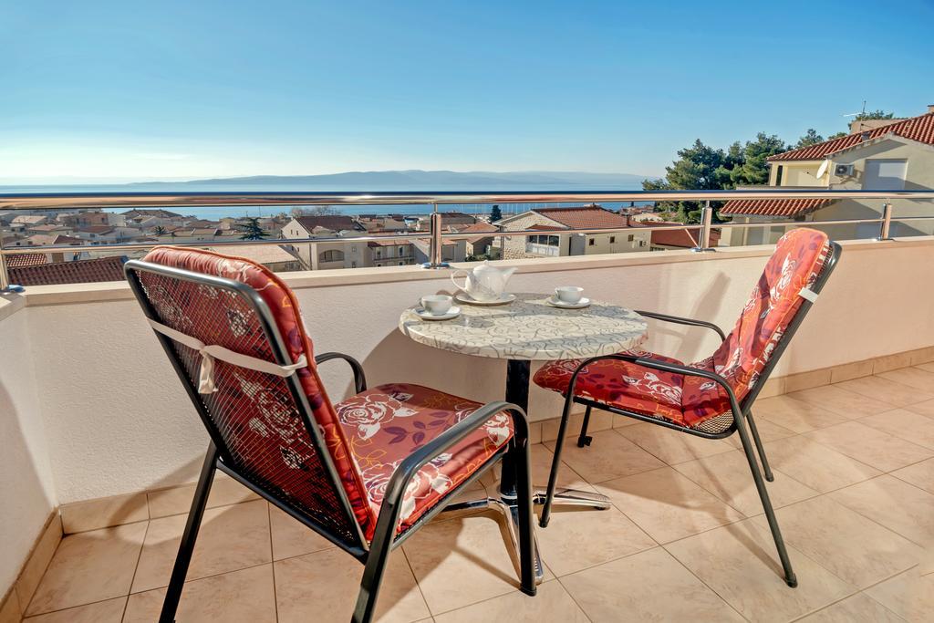 Apartments Vila Adrijana & Fitness Studio Wolf Башка-Вода Экстерьер фото